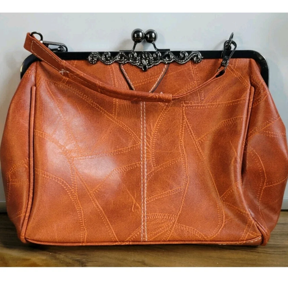 Kiss Clasp Closure Cognac Brown Crossbody Handbag Purse